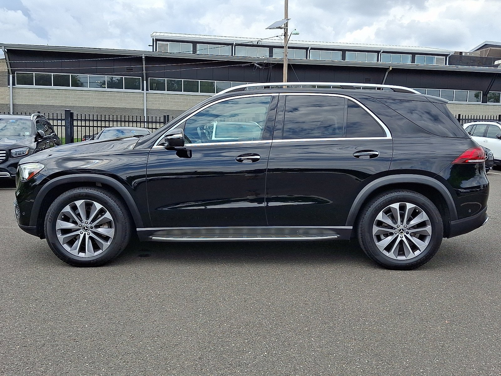 Used 2022 Black   040 Mercedes-Benz GLE 350 image 7