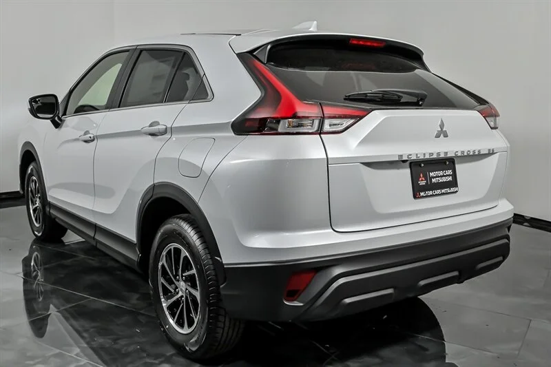New 2026 White Diamond Mitsubishi ES 1.5T S-AWC image 7