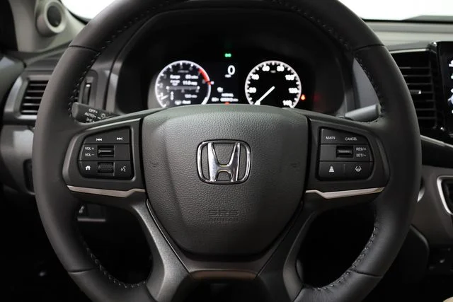New 2026 Platinum White Pearl Honda RTL image 20