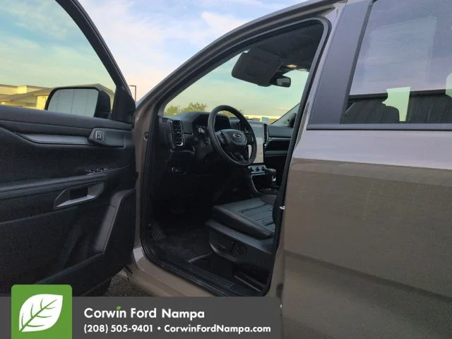New 2026 Gray Ford Lariat image 9