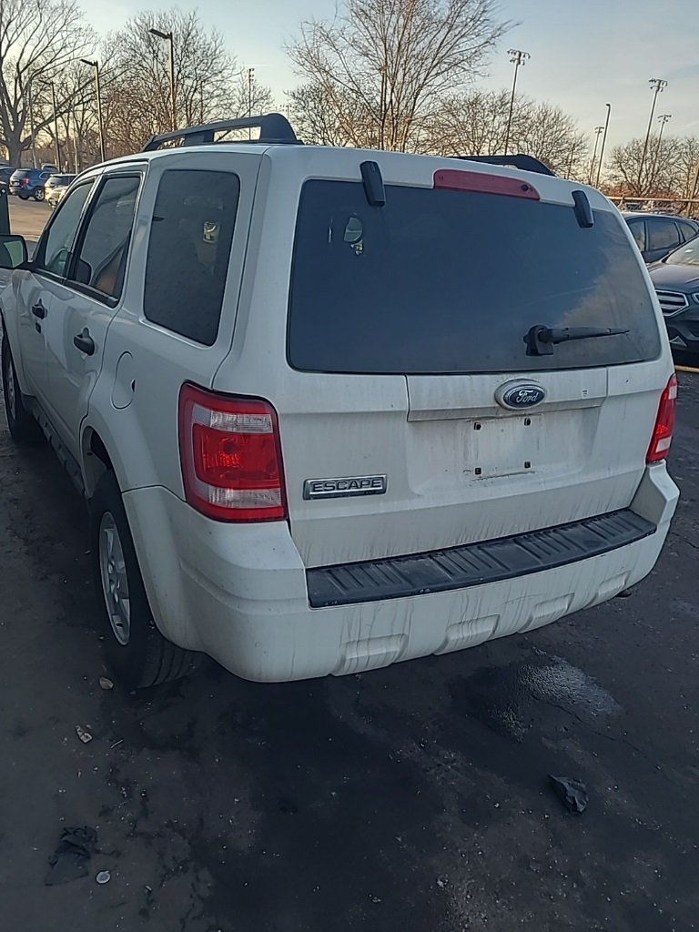 2009 FORD ESCAPE - Image 3