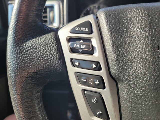 Used 2021 White Nissan SV image 28