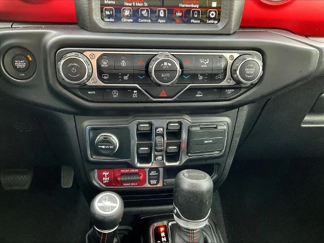 Used 2023 White Jeep Rubicon image 19