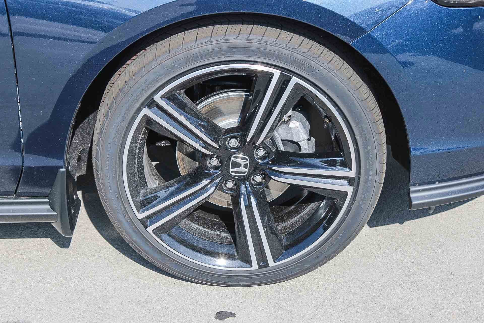 New 2026 Canyon River Blue Metallic Honda SE image 10