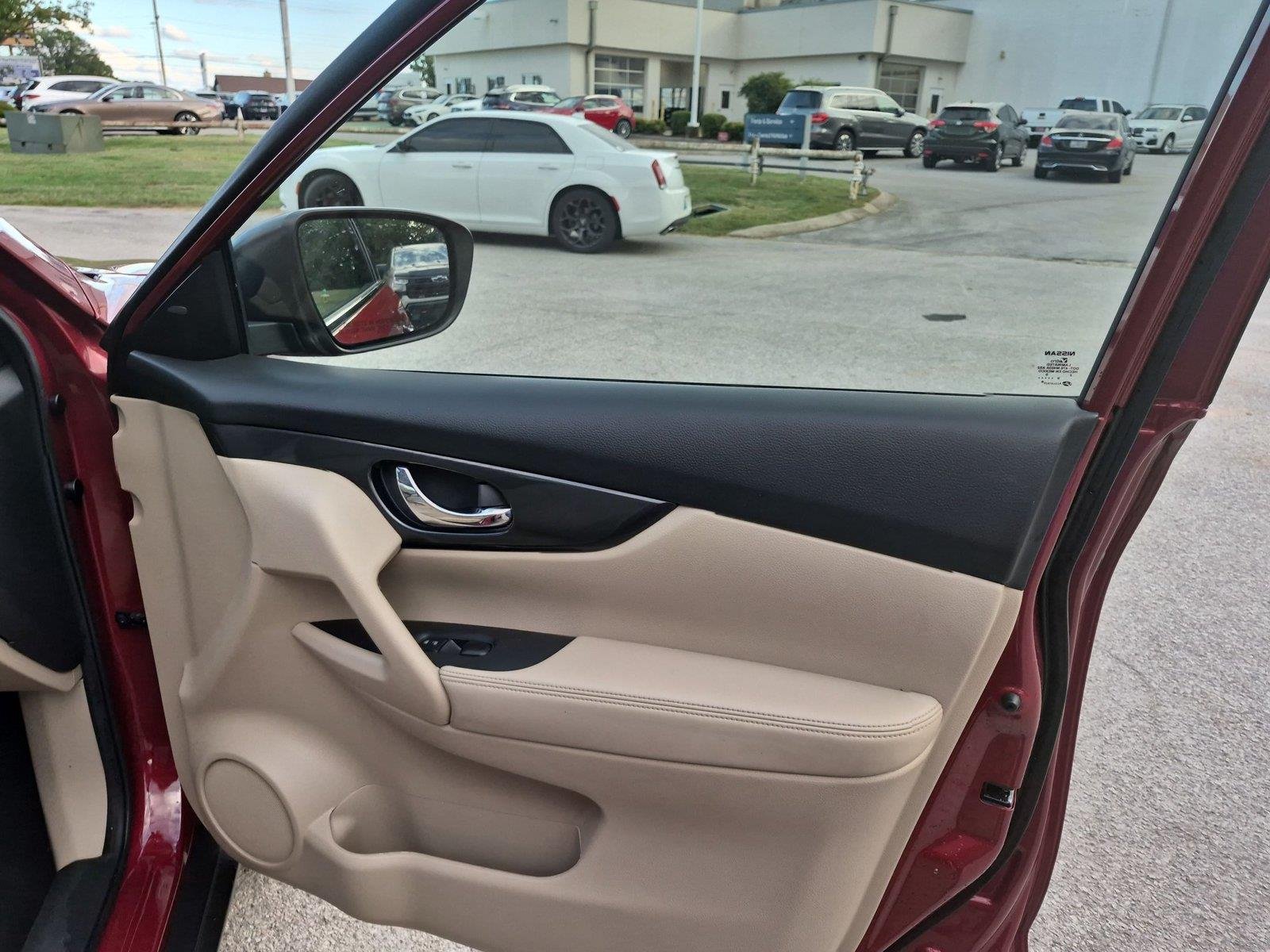 Used 2020 Scarlet Ember Tintcoat Nissan SV image 33