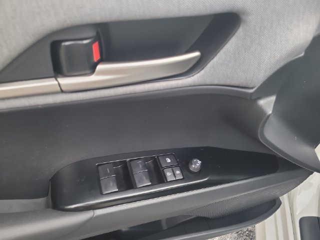 Used 2025 White Toyota LE image 15