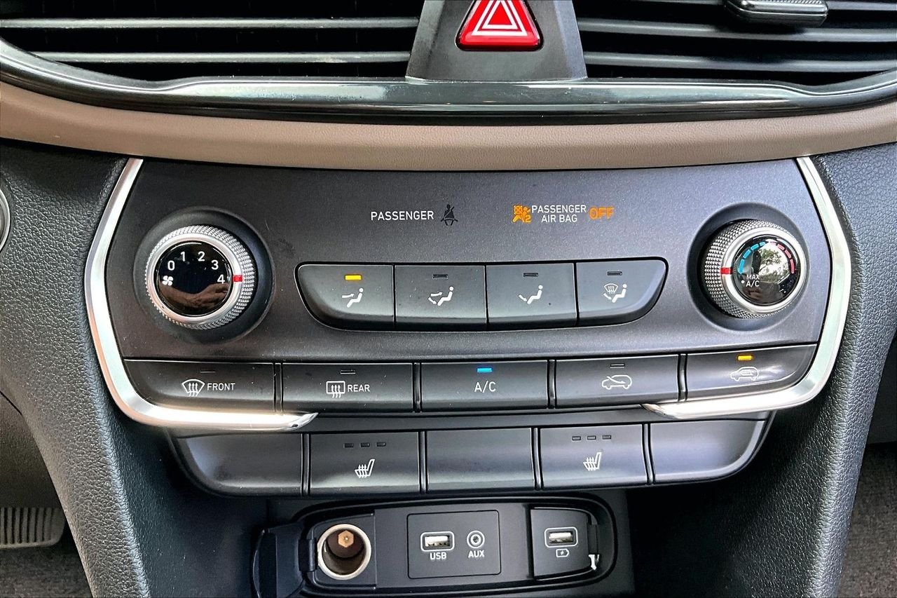 Used 2020 Brown Hyundai SEL image 24