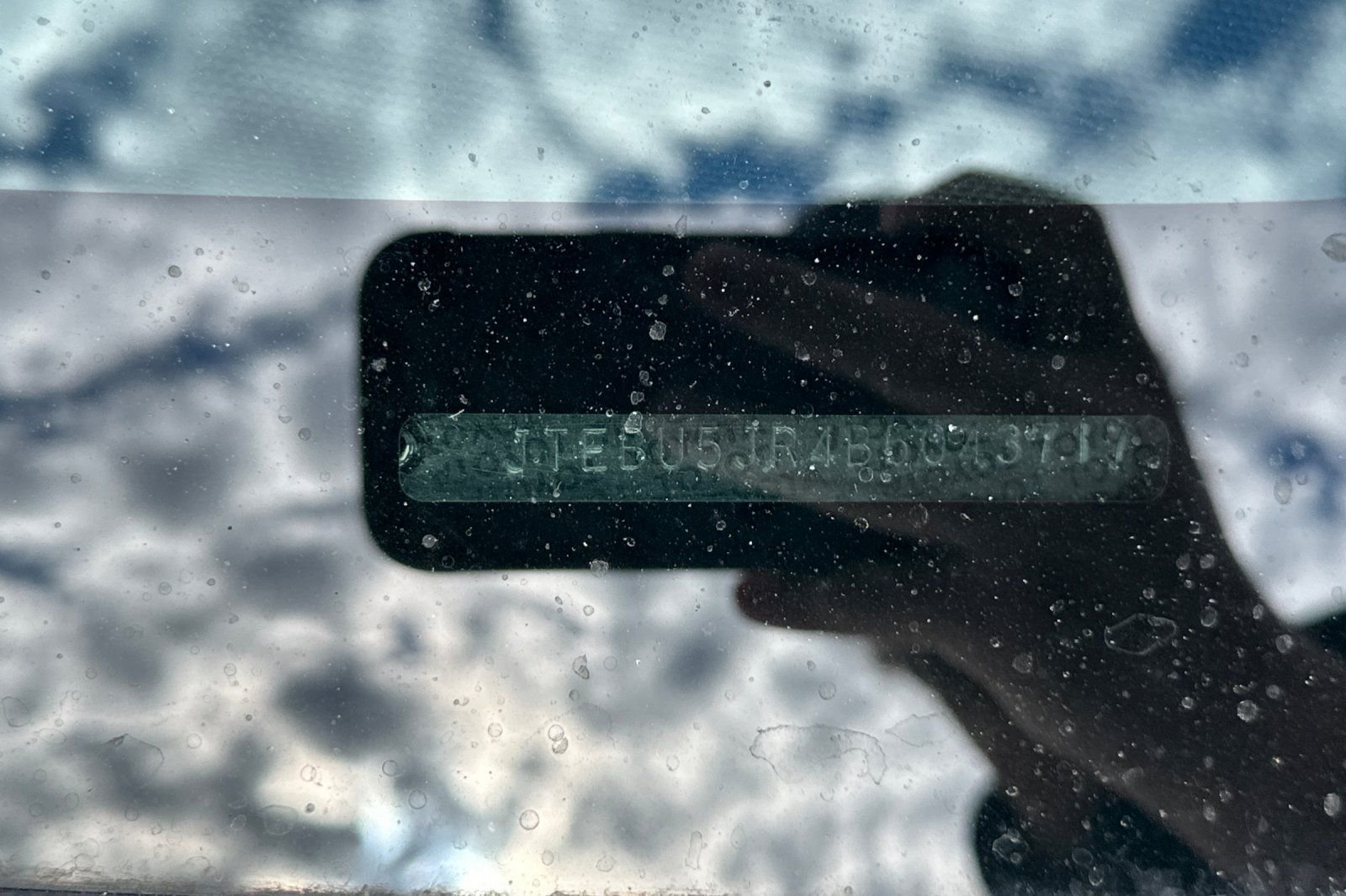 Used 2011 Silver Toyota SR5 image 3
