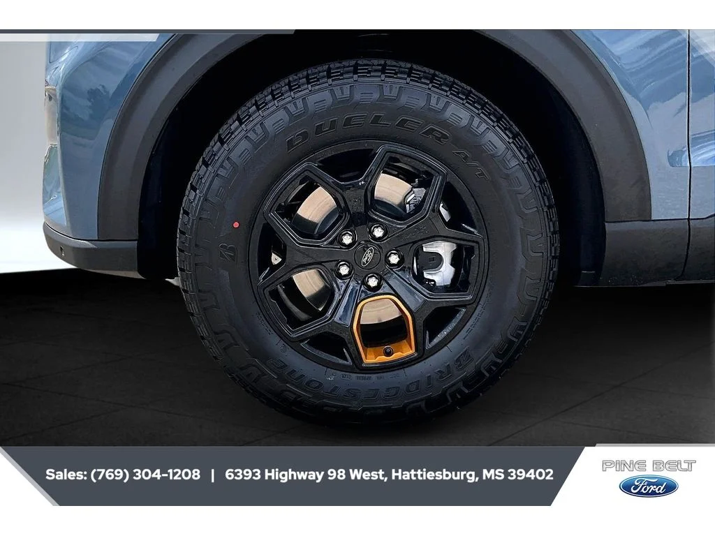 New 2026 Vapor Blue Metallic Ford Tremor® image 7