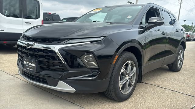 Used 2024 Black Chevrolet LT image 5