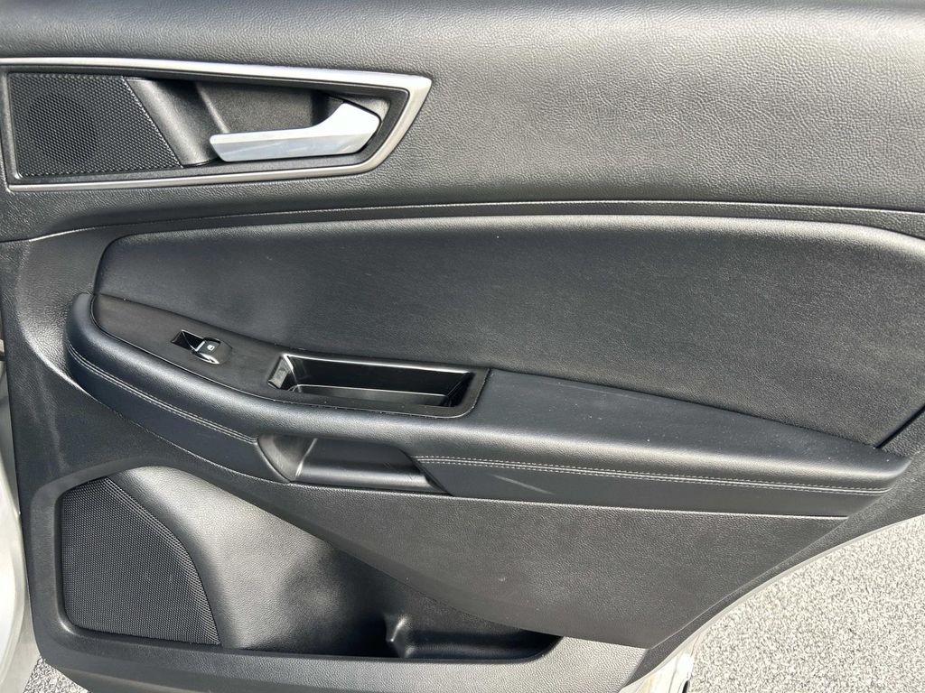 Used 2016 Ingot Silver Ford SEL image 22