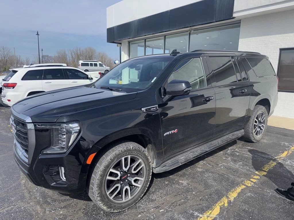 Used 2022 Black GMC AT4 image 1
