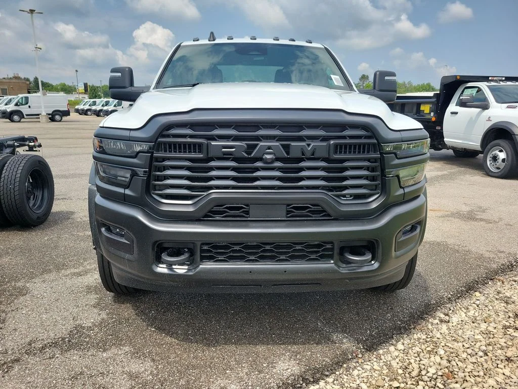 New 2026 Bright White Clearcoat RAM Tradesman image 2