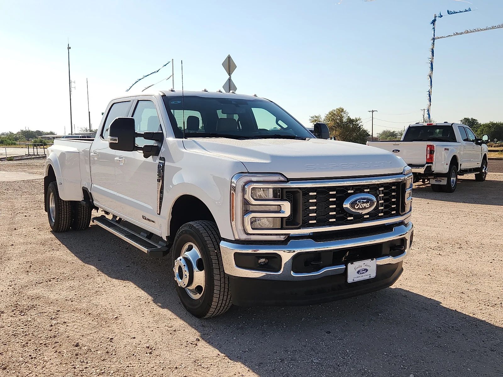 New 2026 Oxford White Ford Lariat image 1
