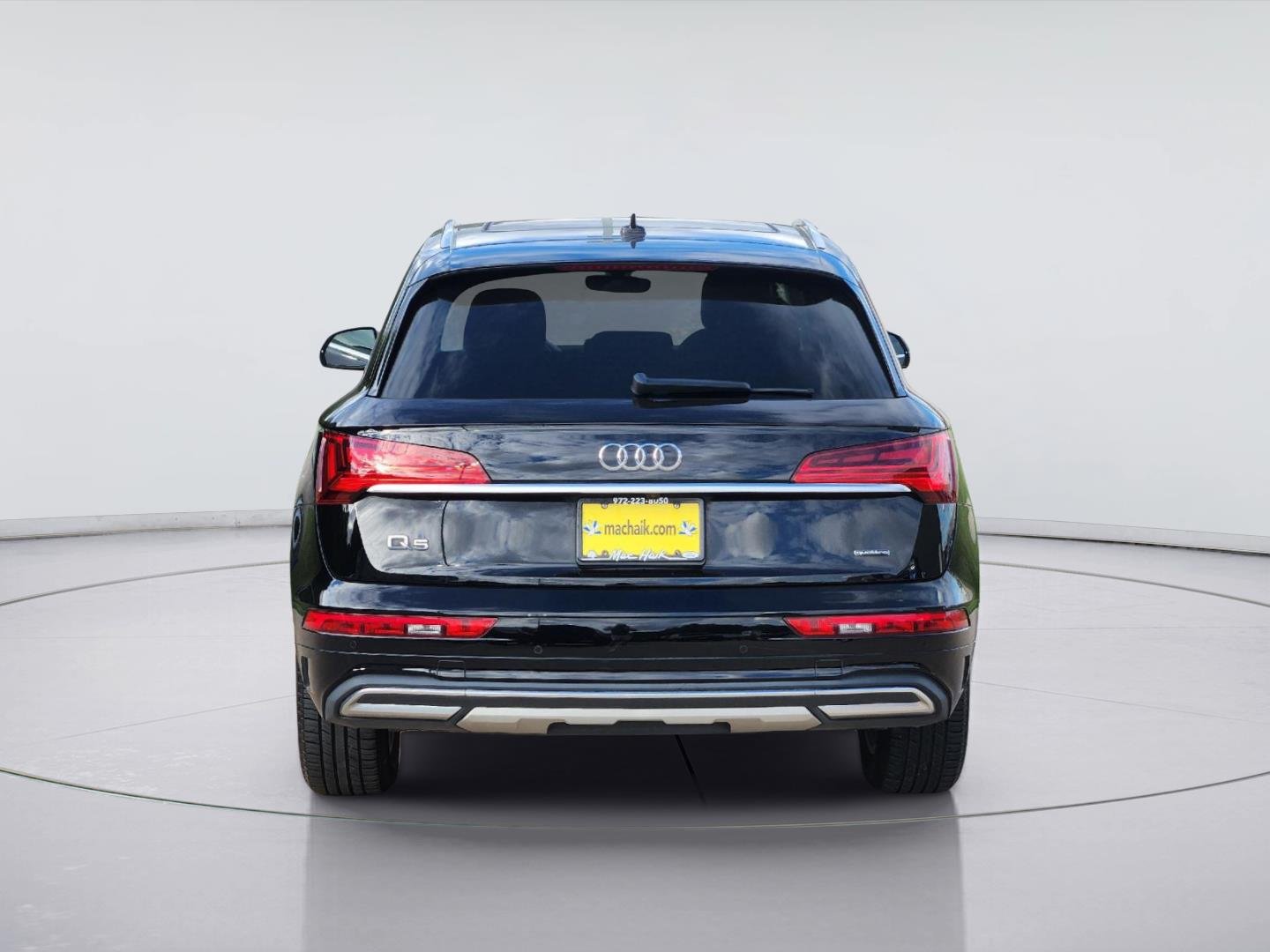 Used 2021 Brilliant Black Audi Premium image 5