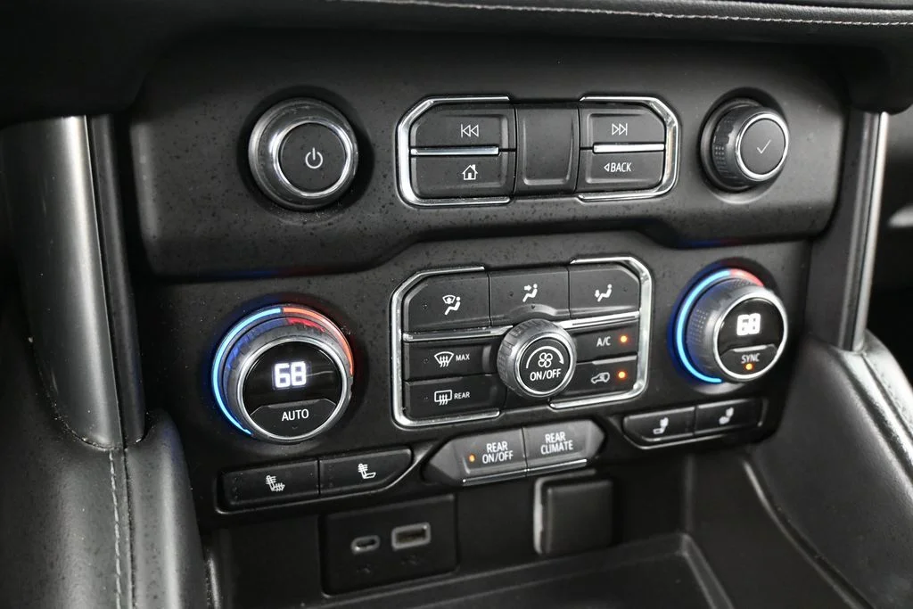 Used 2022 Black Chevrolet LT image 21