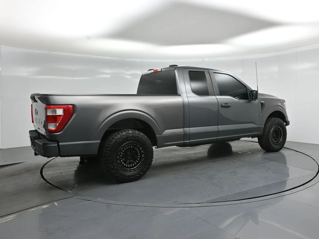 Used 2021 Gray Ford XL image 21