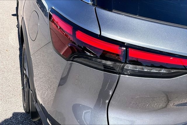 New 2027 GRAPHITE SHADOW INFINITI LUXE image 31