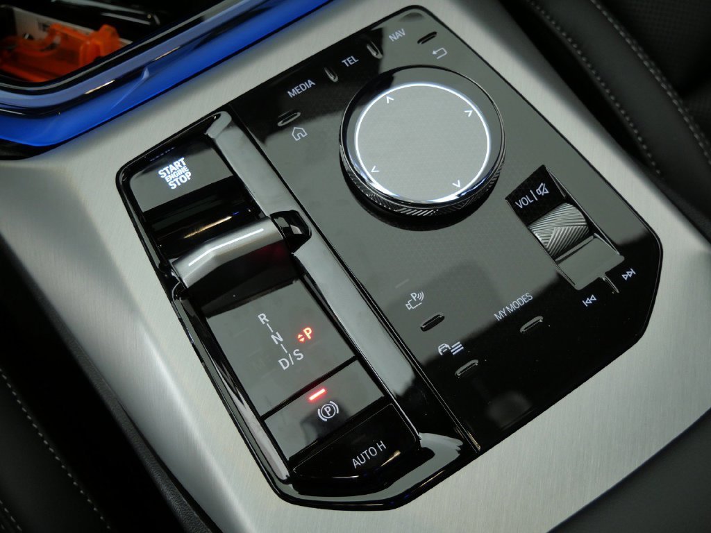 New 2026 Brooklyn Grey Metallic BMW M50 xDrive image 48