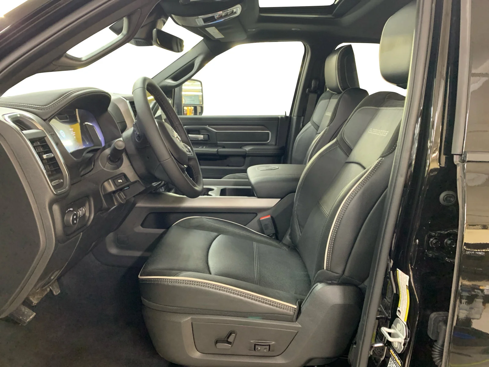New 2026 Diamond Black Crystal Pearl Ram Laramie image 10