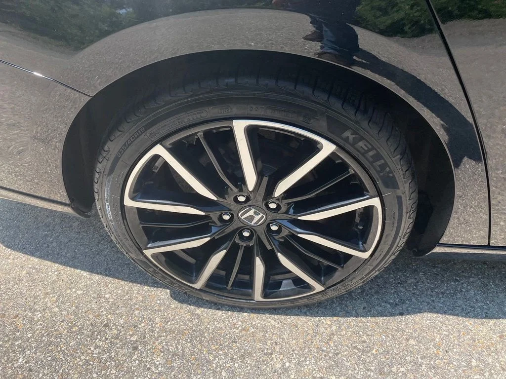 2023 Honda Accord Hybrid Touring - Photo 6