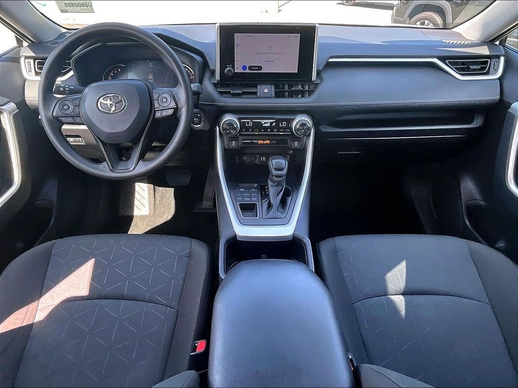 Used 2025 White Toyota XLE image 21