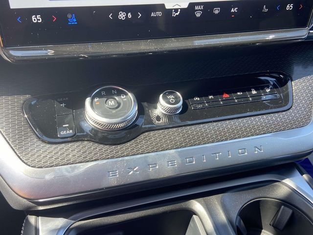 New 2026 Space Silver Metallic Ford Platinum® image 20