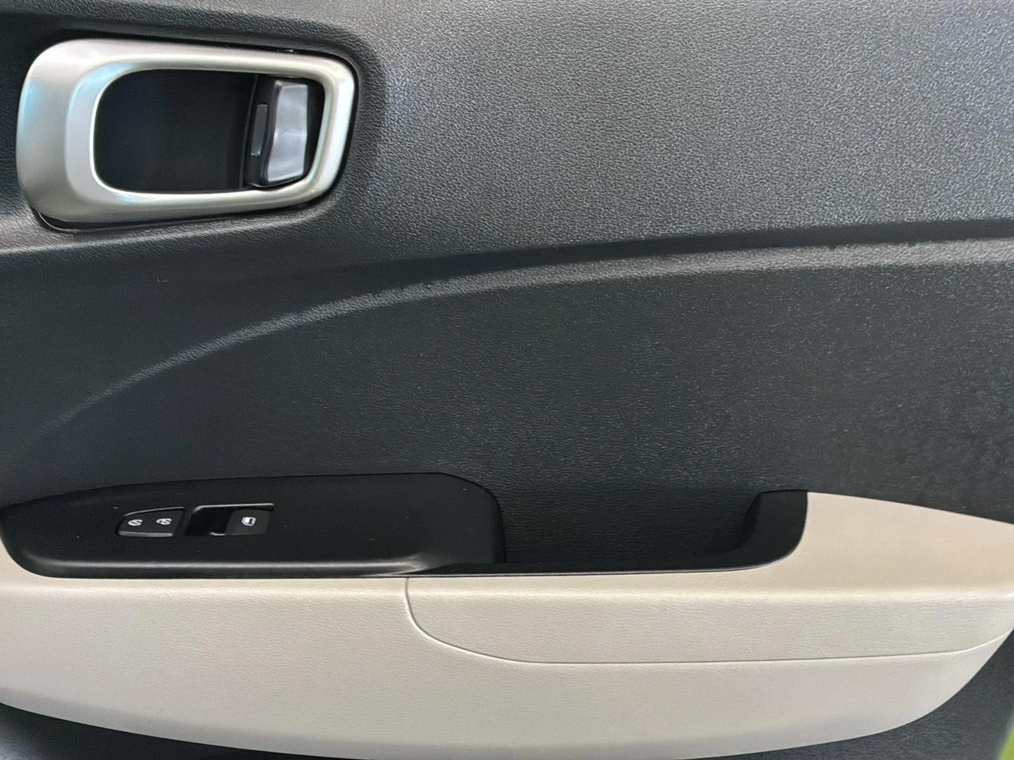 Used 2024 Green Apple Hyundai SEL image 9