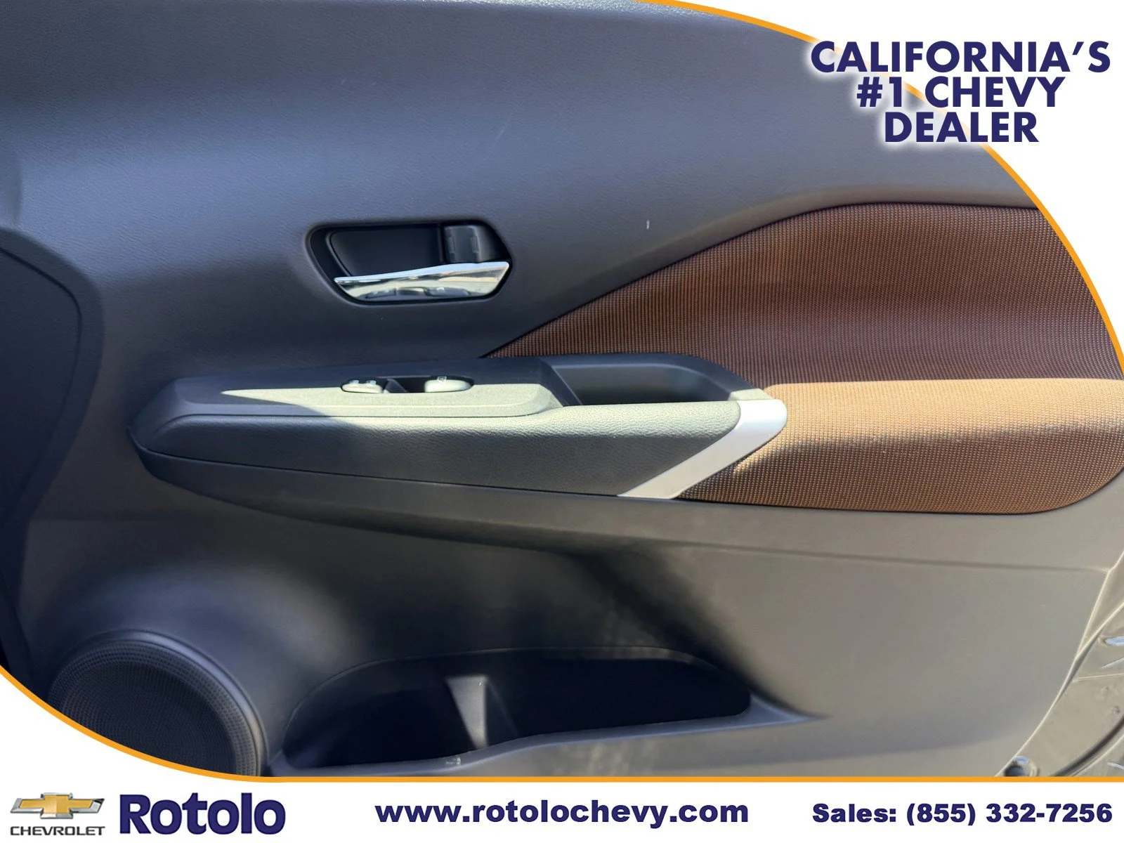 Used 2024 Super Black Nissan SR image 9