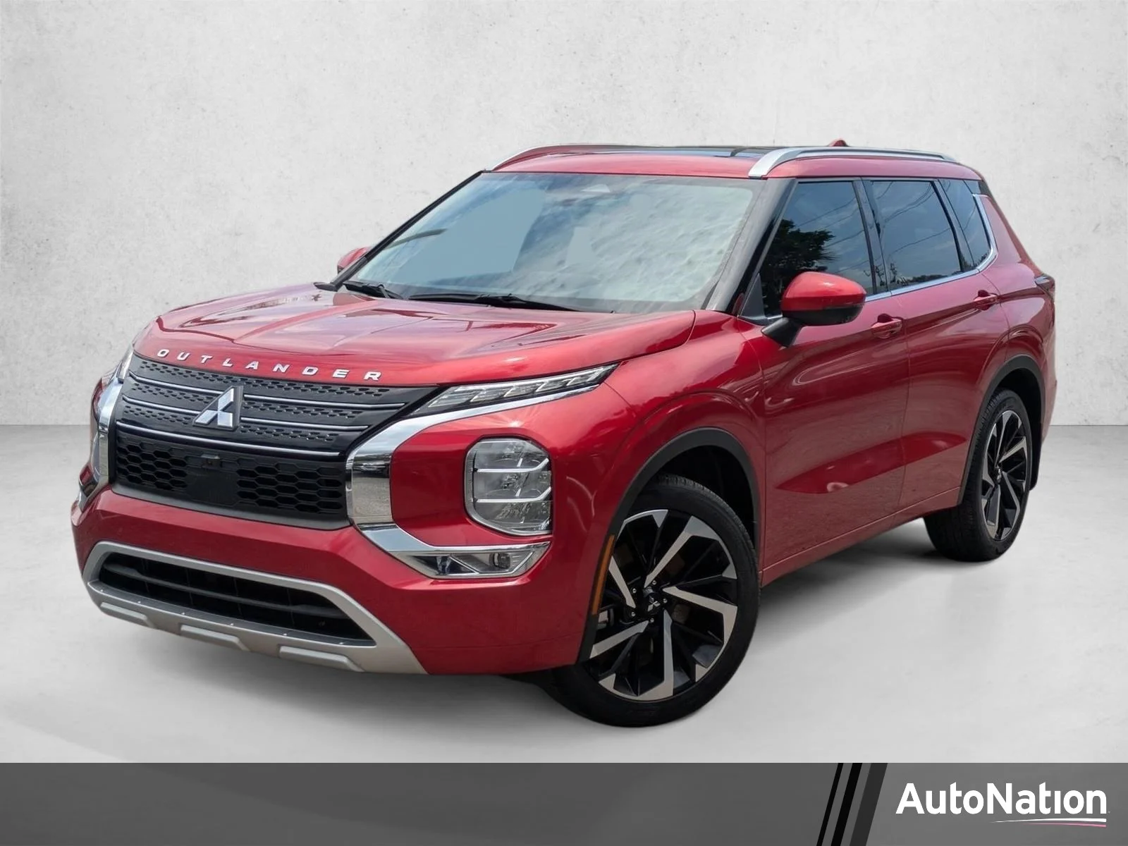 2023 Mitsubishi Outlander SEL 2WD's photo