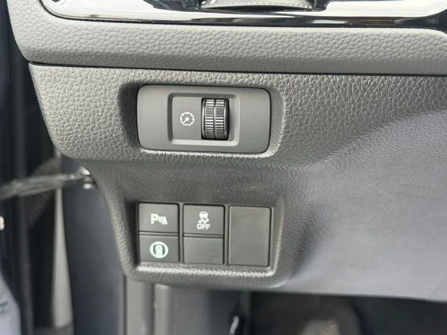 Used 2024 Gray Honda Touring image 26