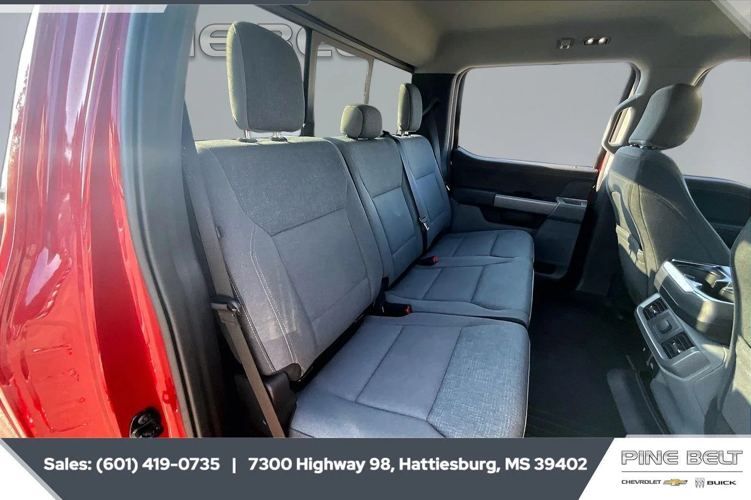 Used 2024 Rapid Red Metallic Tinted Clearcoat Ford XLT image 21
