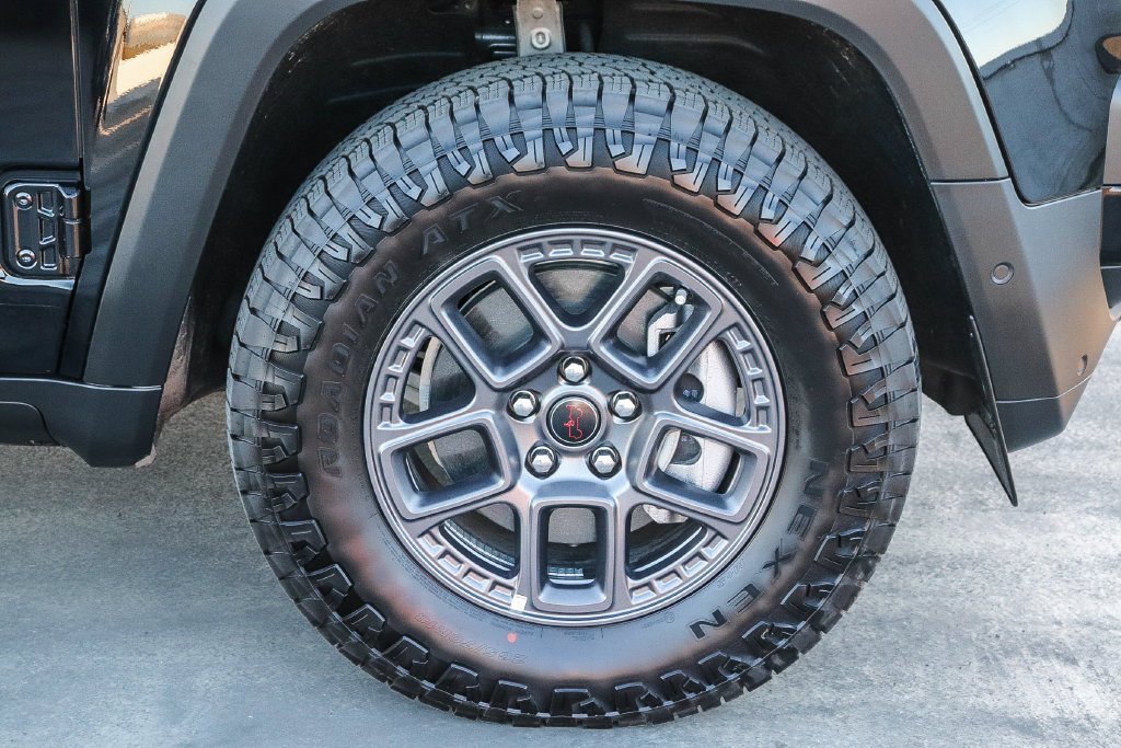 New 2026 Diamond Black Jeep Moab image 11