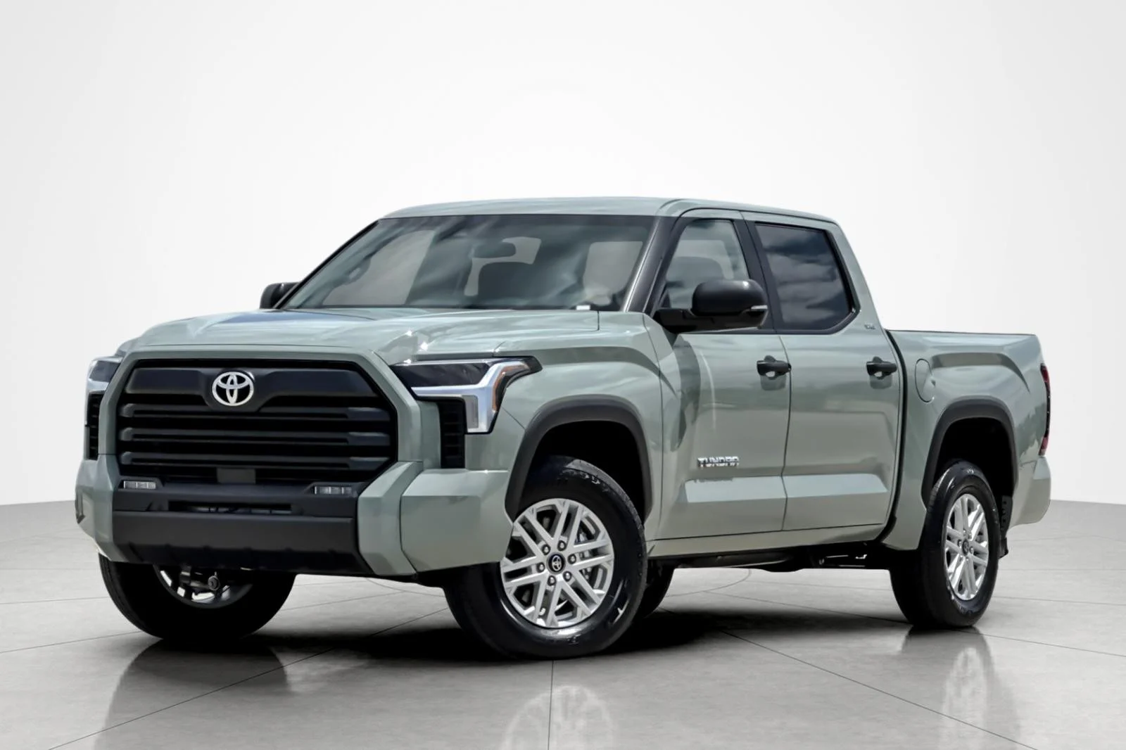 2026 Toyota Tundra SR5 4WD CrewMax 5.5' Bed's photo