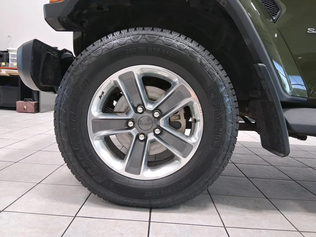 Used 2022 Green Jeep Unlimited Sahara image 24