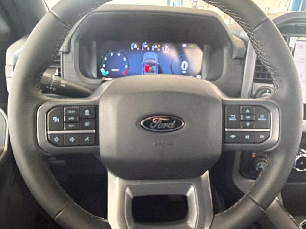 New 2026 Avalanche Ford XLT image 21