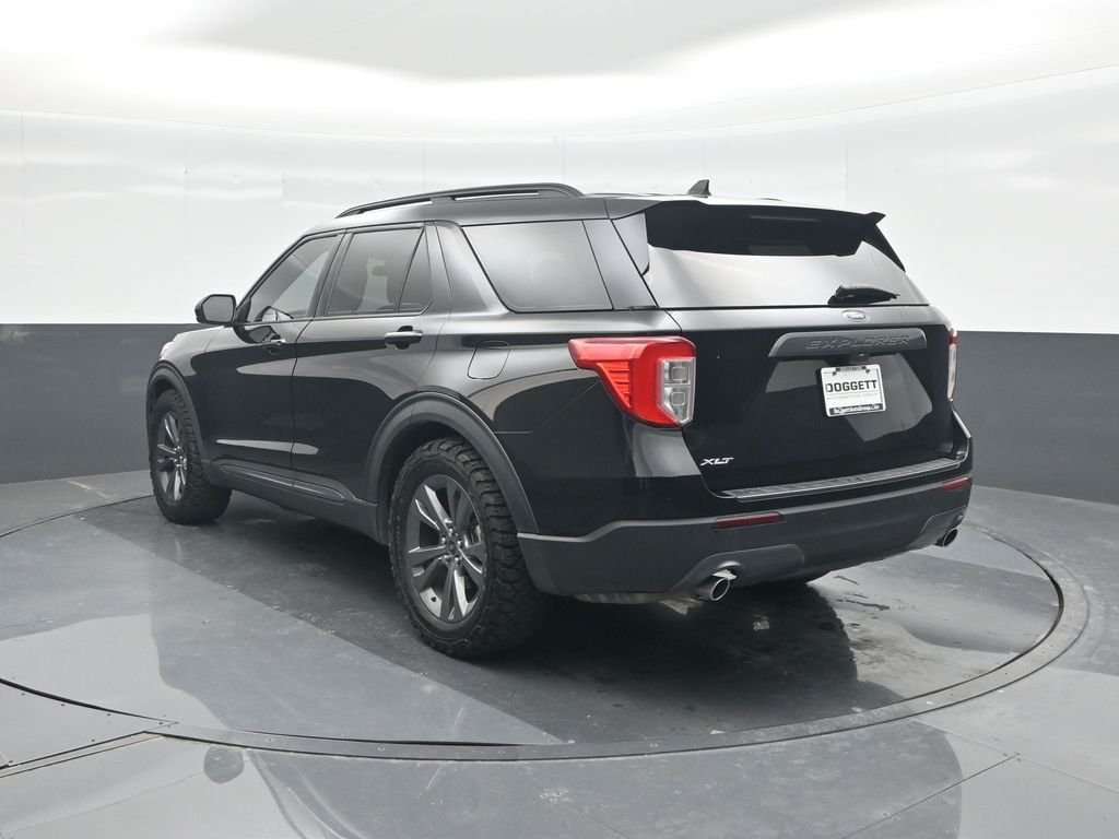 Used 2023 Black Ford XLT image 22