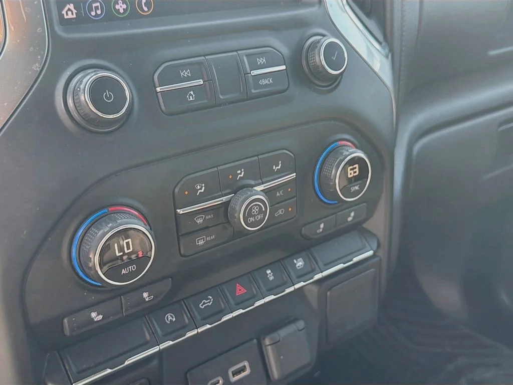 Used 2019 Red Chevrolet LT image 21