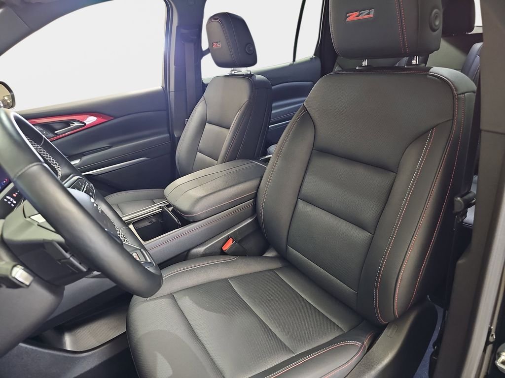 Used 2025 Black Chevrolet Z71 image 18