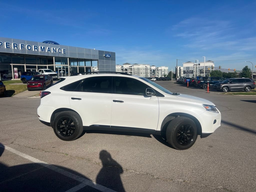 Used 2013 Starfire Pearl Lexus 450h image 3