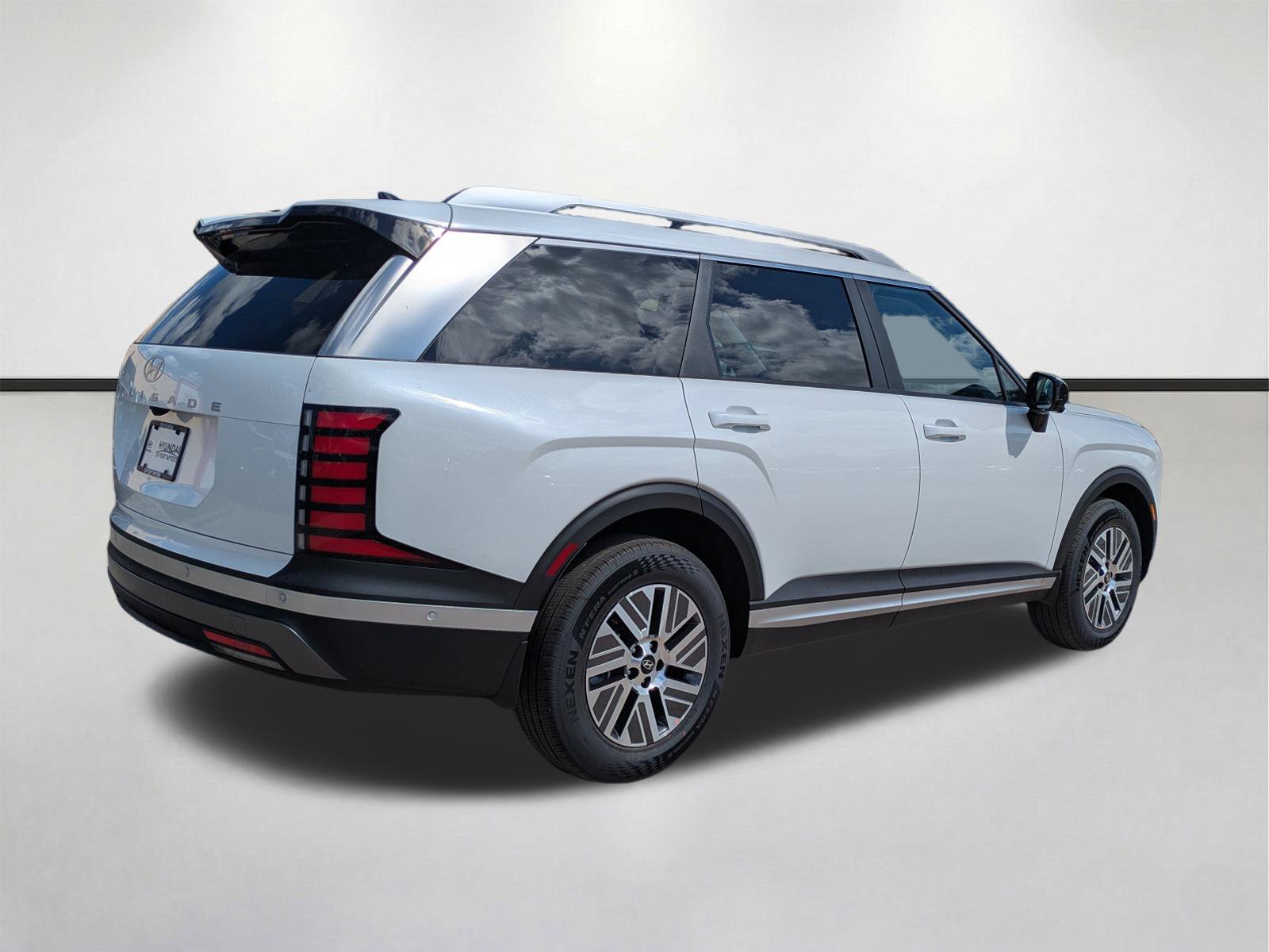 New 2027 Creamy White Pearl Hyundai Blue SEL Premium 7P image 19