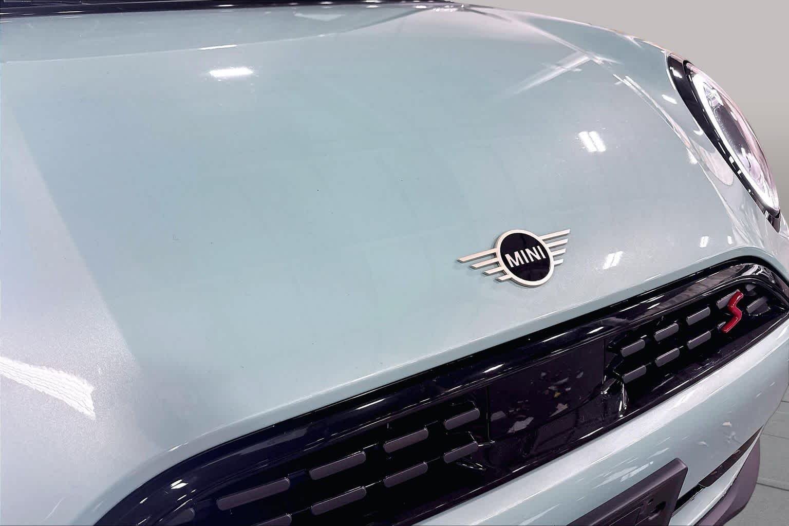 Used 2025 Ocean Wave Green Metallic MINI Cooper S image 30