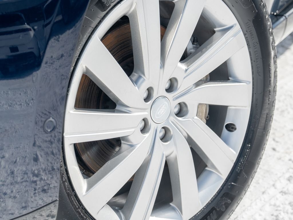 2023 Land Rover Range Rover SE - Photo 9