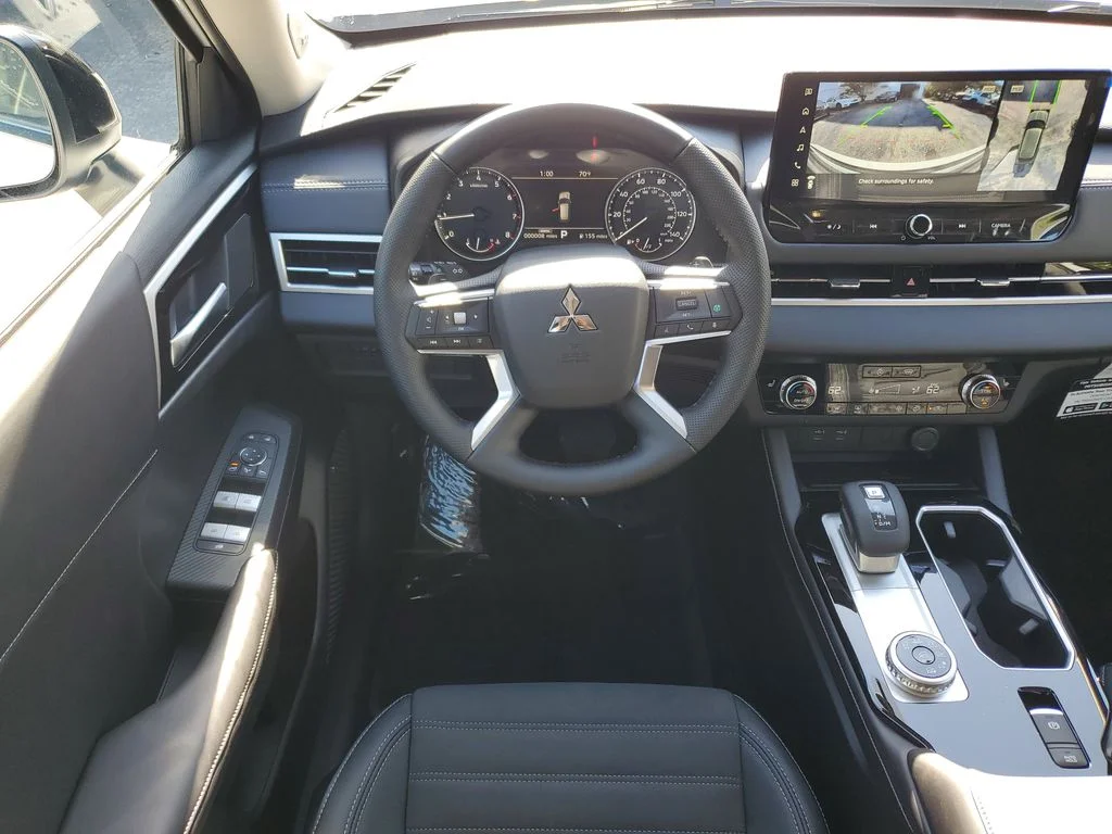 New 2026 White Mitsubishi Trail Edition image 16