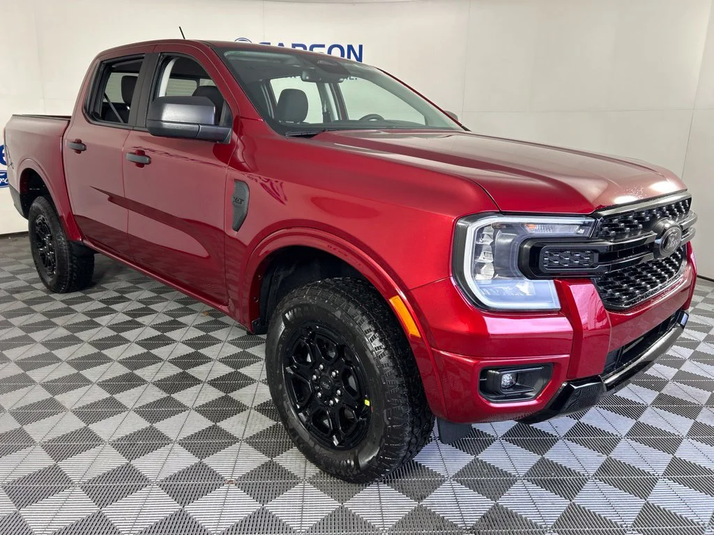New 2026 Ruby Red Metallic Tinted Clearcoat Ford XLT image 3