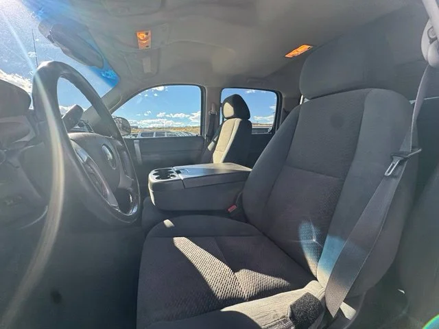 Used 2007 White Chevrolet LT image 17