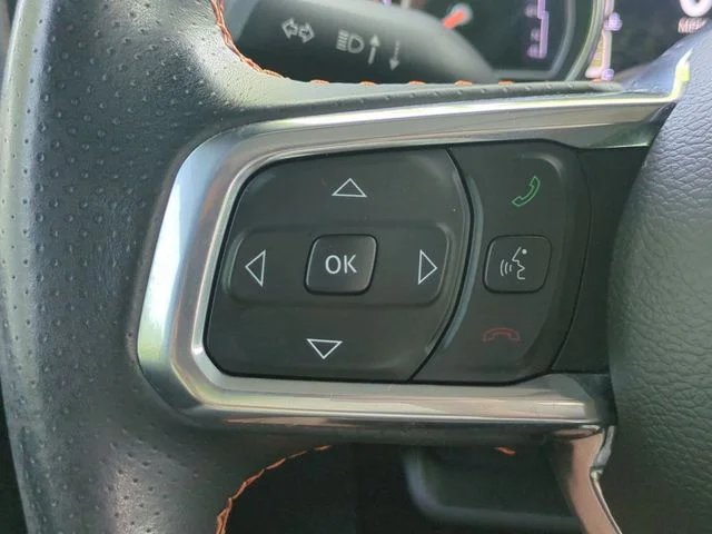 Used 2023 Black Jeep Mojave image 16