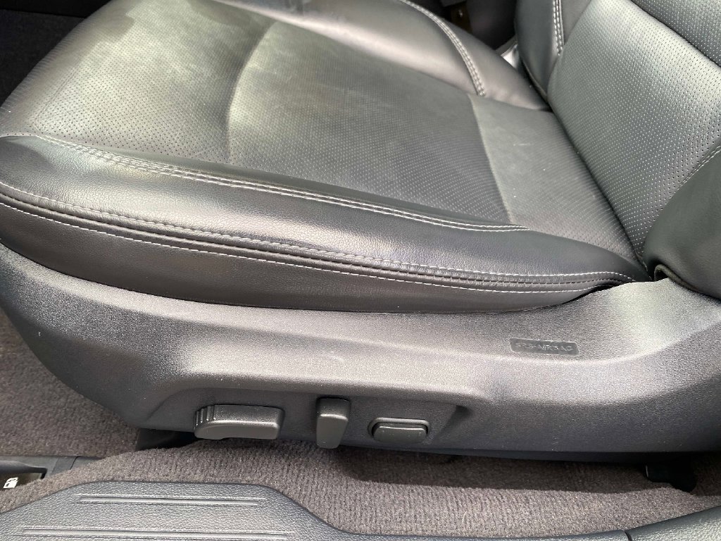 Used 2019 Red Subaru 2.5i image 26