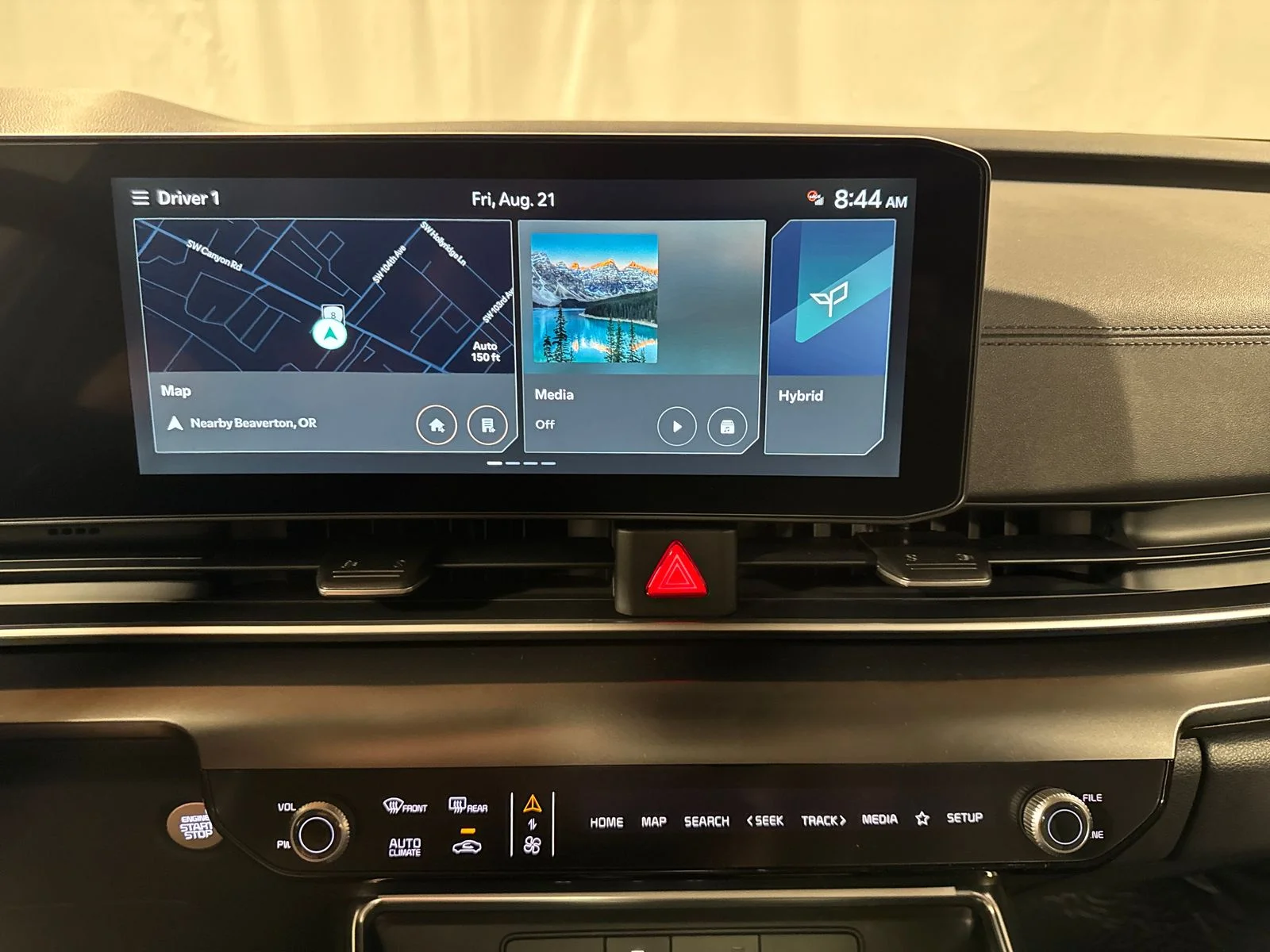 New 2027 Snow White Pearl Kia SX Prestige image 17