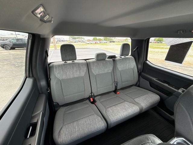 Used 2023 Gray Ford XLT image 37